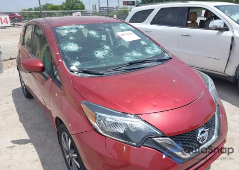 2017 Nissan Versa Note Sl z USA, uszkodzony, nr VIN 3N1CE2CP5HL379050
